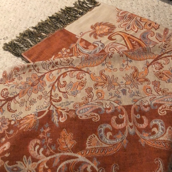 Ornate Orange Pashmina - Picture 2 of 3